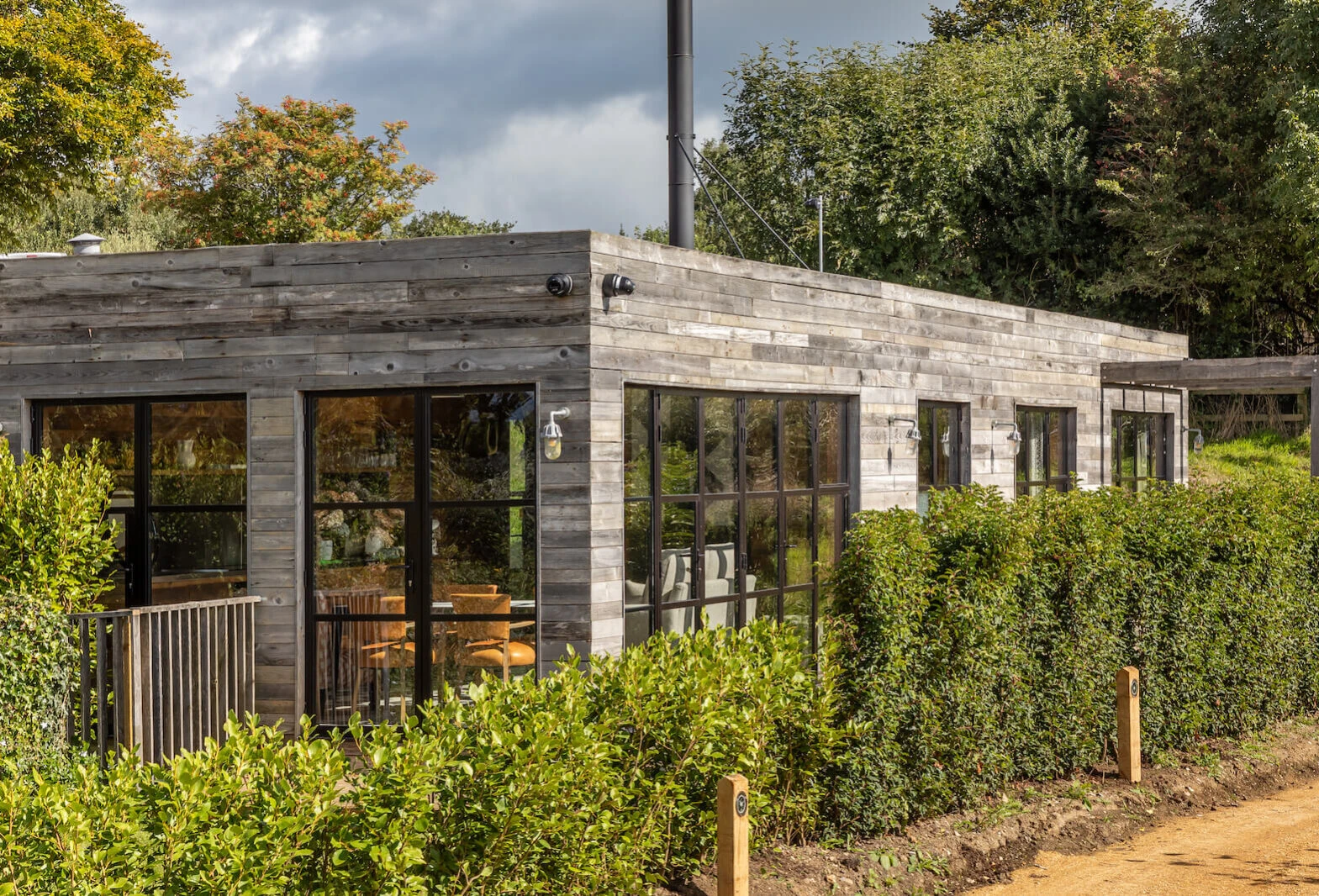 020-Louma-Farm-Dorset-The-Furrow-banner-1569×1066