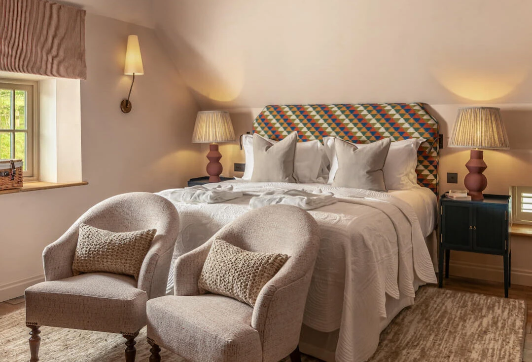 Louma-Tawny-Main-House-1080-1079×733