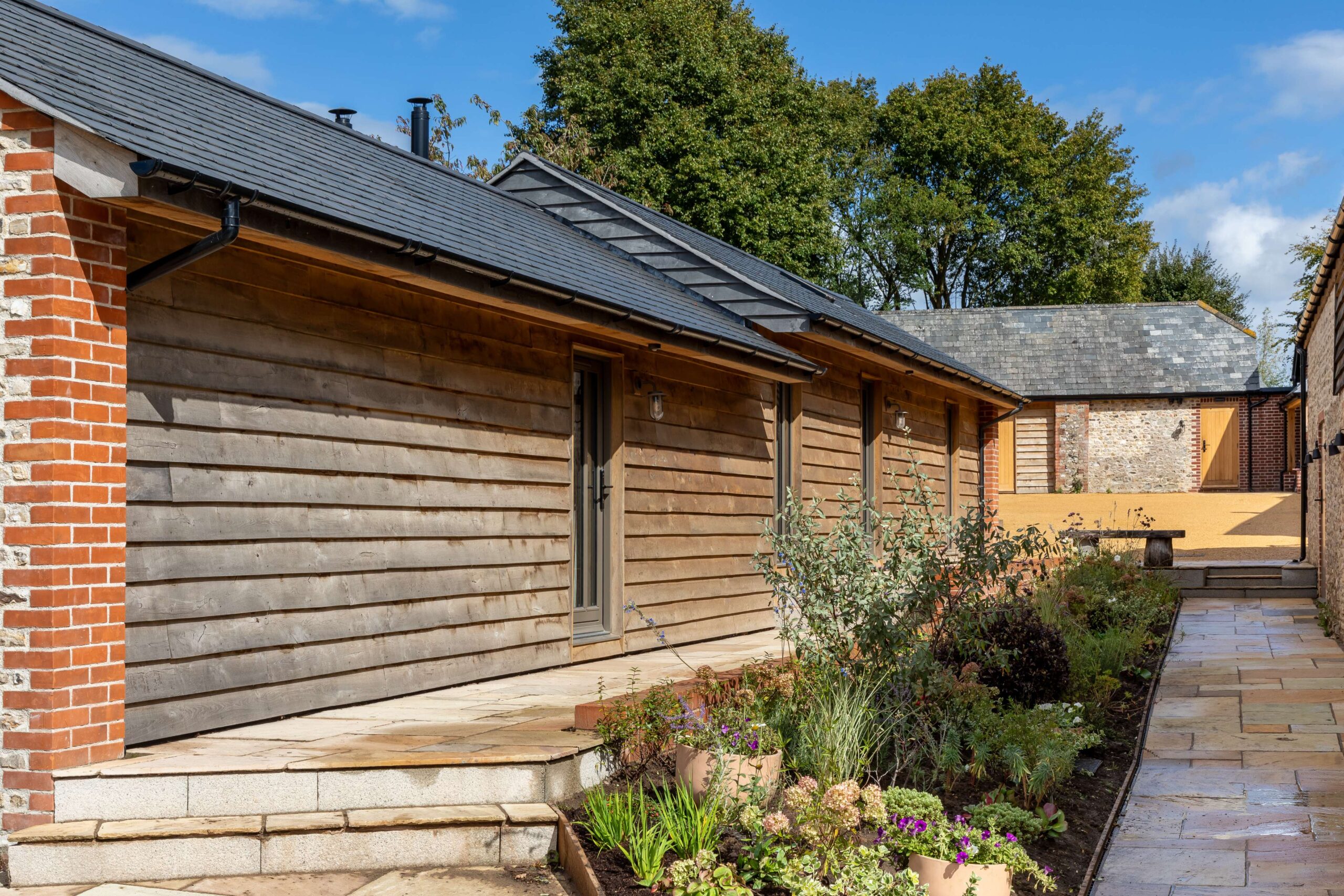 Louma – Timber Stables